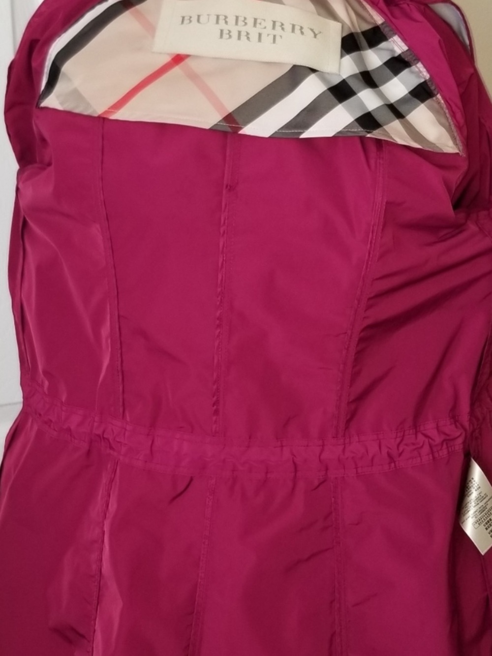 Burberry Brit NWOT! Fuschia size S Rain/Trench/Utility - Picture 3 of 8